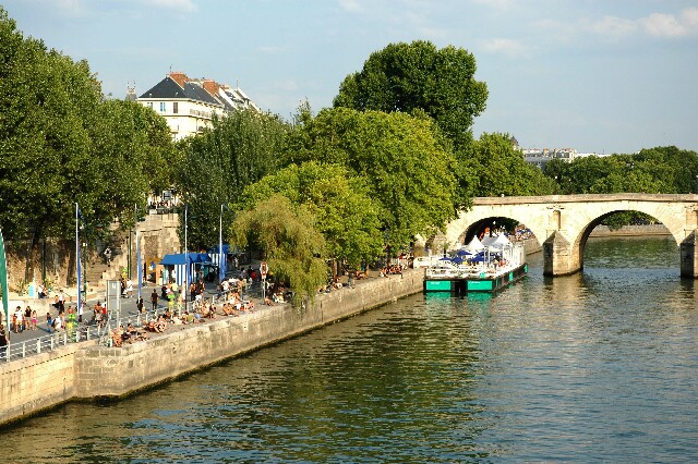 min 2005 08 18 Paris plage 069